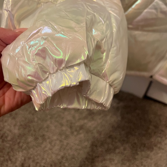 Katydid Iridescent Puffer Jacket XL NWT - Picture 3 of 9